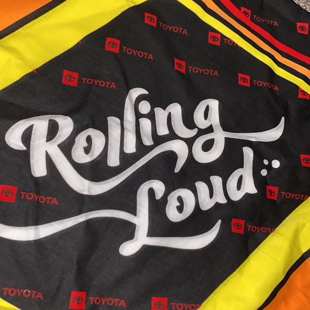 ROLLING LOUD Toyota Scarf